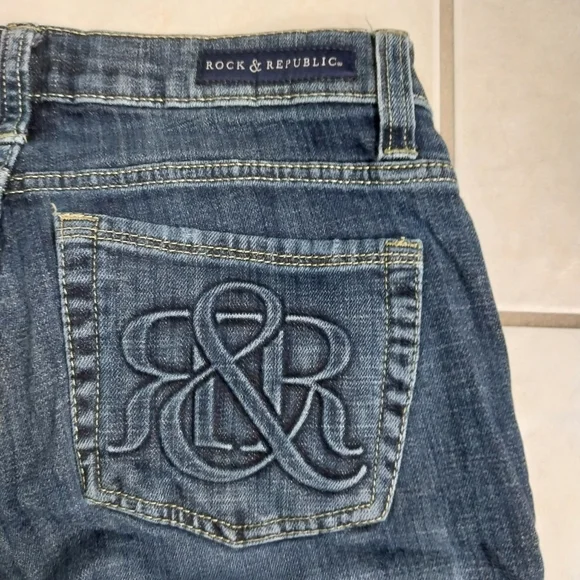 Rock & Republic Jeans Womens Berlin Low Rise Straight Dark Wash Denim sz 6p - Picture 11 of 13